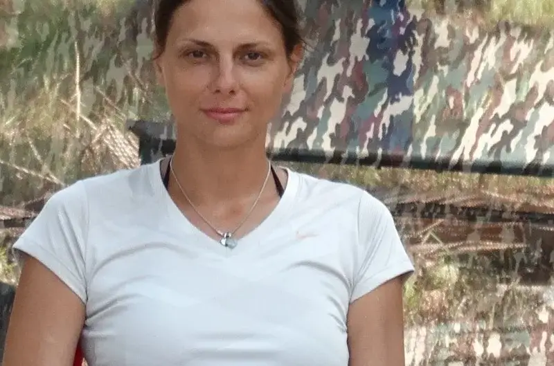 Жената на Евтим Милошев  стана на петна в джунглата