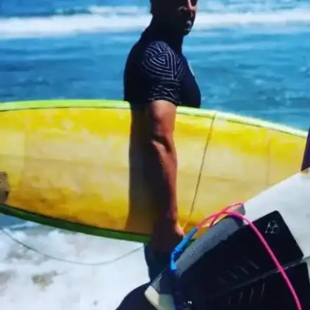 Калин Врачански смени гаджето със сърфа