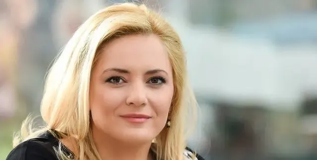 Лора Крумова не е  напуснала Би Ти Ви, а била позорно уволнена