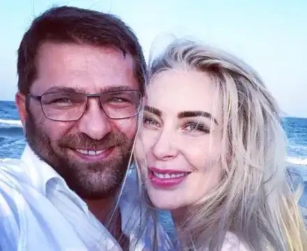 Мъжът на Тоца я угоява с  манджи