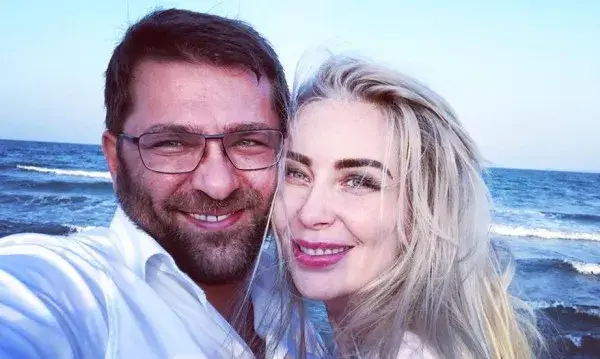 Мъжът на Тоца я угоява с  манджи