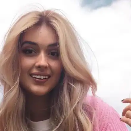 Мари на Гала ПАК с коронавирус! Лепнала го в дискотека край морето