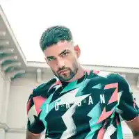 Наско Колев се оплака: Откраднаха ми мръсния чорап!