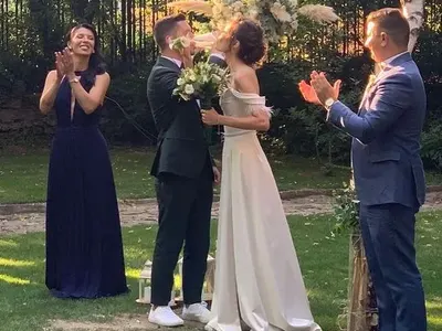 Нора Шопова вдигна китна сватба по кецове! Колежките на бившата синоптичка не я поздравиха (СНИМКИ)