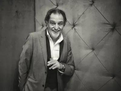 Отиде си емблематичният Коко Папагала