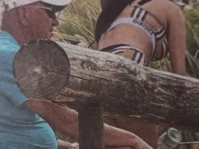 Папарашки удар: „Мис България” се натиска с богат дядка на плажа (Гаджето на Радинела Чушева е на 65 г.)