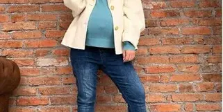 Поли Генова чака момиченце