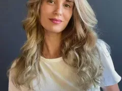 Радина Кърджилова  вече е блондинка