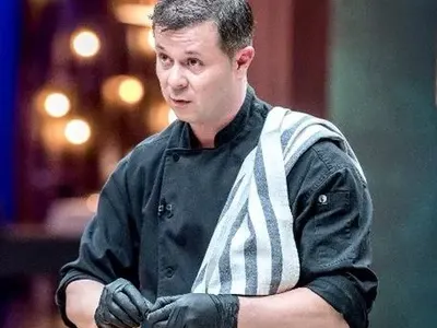 Шеф Кустев продава ресторанта си, за да спаси болната си майка! Участникът във „Фермата“ се разделя с голямата си мечта