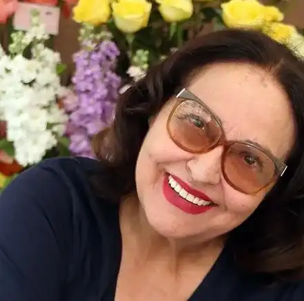 Стефка Берова откровено: Заради политиците се махнах от България! (Певицата години наред чака по-добра пенсия)