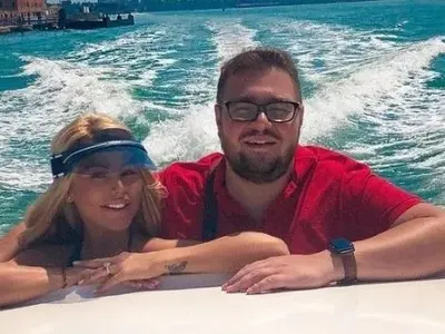 Светлана Гущерова за мъжа си:  Как ще ми изневерява като не излиза от къщи?!