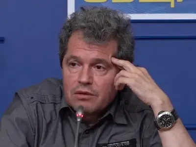 Тошко Йорданов гъзарее с часовник за 14 бона