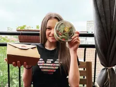 Салатена диета праща „златните момичета“  на върха