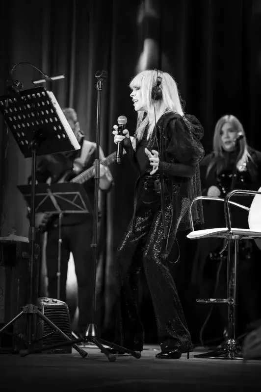 Заради големия интерес: Лили пусна още билети за турнето си