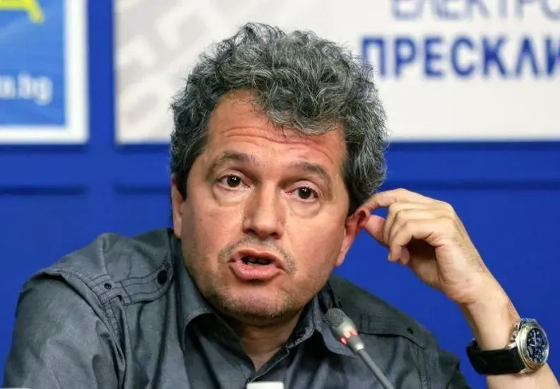 Защо Тошко Йорданов крие миналото си? (Дясната ръка на Слави лъже, че е от Ямбол)