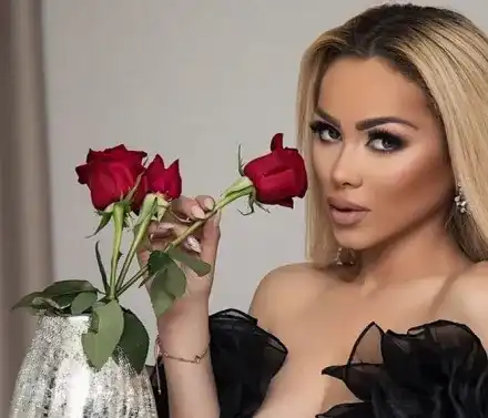 101 рози за Нора Недкова