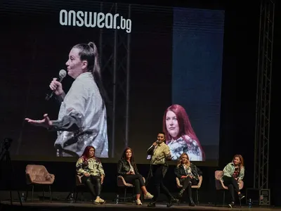 Благотворително комедийно шоу събра 14 434 лева в подкрепа на жените в България