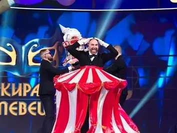 Боби Ваклинов излъгал жена си, че е дресьор на аншоа в езерото „Дружба“