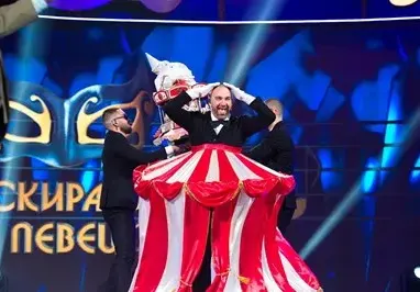 Боби Ваклинов излъгал жена си, че е дресьор на аншоа в езерото „Дружба“