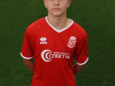 Божинов прати сина си в ЦСКА (Снимки)