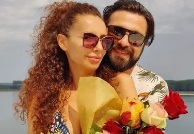 Честито! Сано и Нели празнуват годишнина на морето