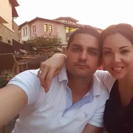 Депутатът от ИТН Радостин Василев женен за красавица (Снимки)