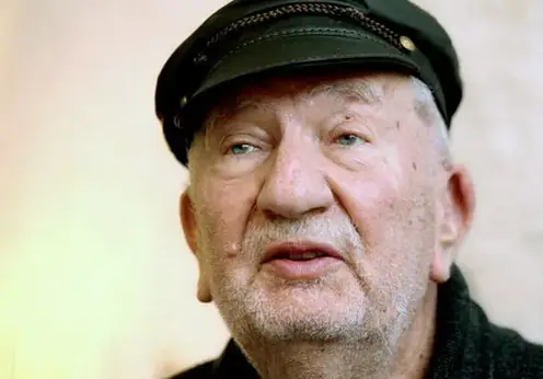 Джони Пенков бере душа в болница