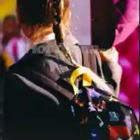 Емануела и Блатечки изпратиха първолаци, внукът на Халваджиян с плитка и още +  СНИМКИ