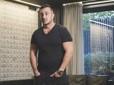 Фенове метнаха Коцето: Нямаш ли жена, да изчисти мръсотията от дома ви?