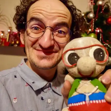 И Ники Станоев се подмлади с „буйна“ коса