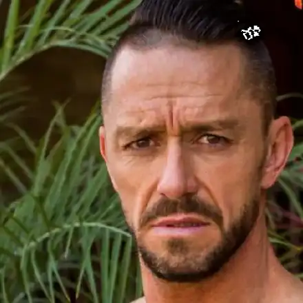 Левскар стана сървайвър в Унгария (Халфът е женен за звезда от филмите за възрастни)