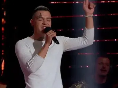 Mайката и сестрата Димитър от „Гласът на България” се самоубиват, когато е на 18 г.