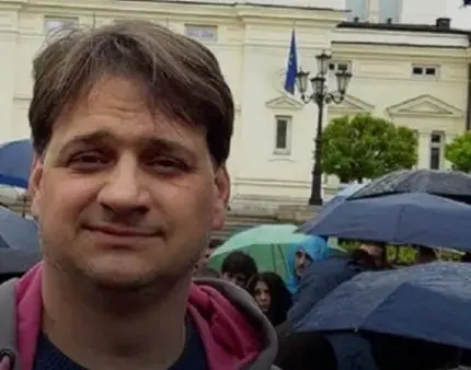 Мариан Бачев се оплака от таксиметров шофьор