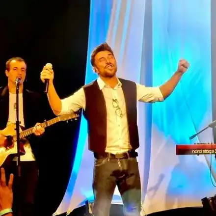 Миро замяза на индиец