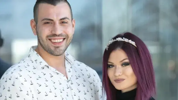 Момчил от „Един за друг” спипа жена си в изневяра