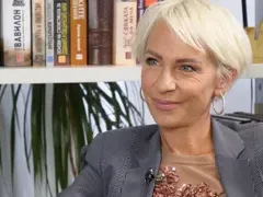 Нана Гладуиш се измъчи, но изкара Ковид без хапчета! Водещата карала на 4 л вода (Подробности)