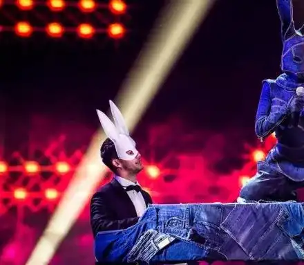 Няма съмнение, че  Мария Игнатова е Заека  в  „Маскираният певец”