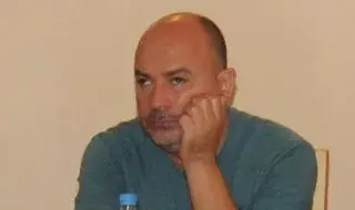 Орхан Мурад приет в болница с коронавирус