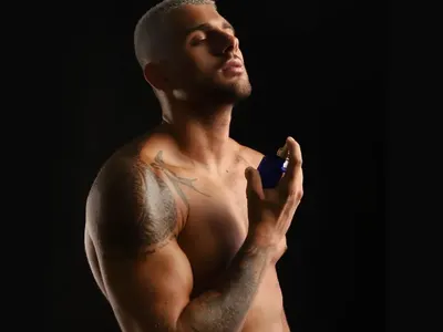 С аромат на звезди! Анджелина Джоли и Ема Уотсън рекламират парфюмите на Евгения Борисова! (СНИМКИ)