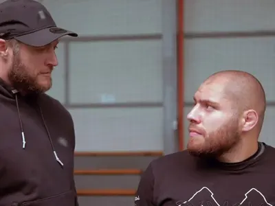 Симеон Станкович  от „Игри на волята” с тениска за 150 лв.