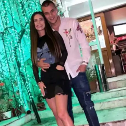 Синът на Десислава й заведе снаха