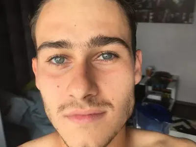 Синът на Кръстника с ново гадже! Иво Карамански-младши в щастлива връзка