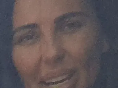 Вижте Николета Лозанова без грим! Папараци щракнаха моделката натюр (СНИМКИ)