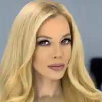 Втори месец ни вест, ни кост от Емилия! Бременна ли е певицата?