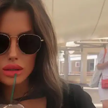 Вулгарно: Мис България си показа най-милото (Снимка за възрастни)