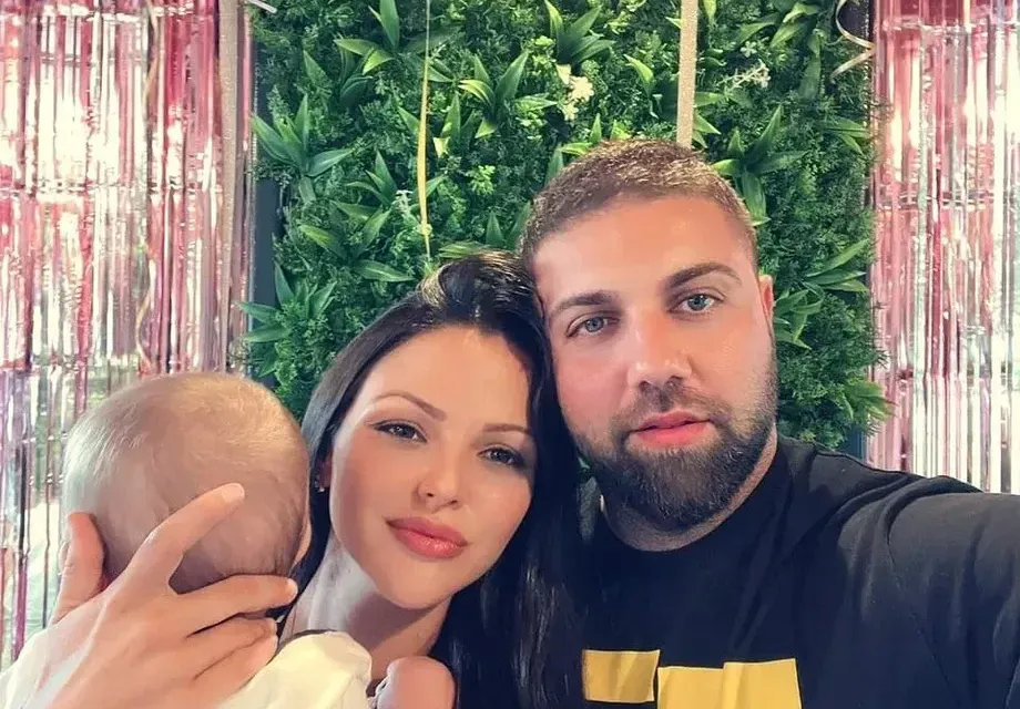 Починалият фолк певец Ангел дни преди смъртта си: Да чукна на дърво, здрав съм! (Остави 1-годишно бебе)