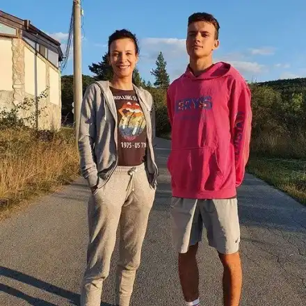 Яна Маринова се гордее с 18-годишния си син