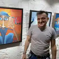 Зуека емигрирал заради съдебни дела