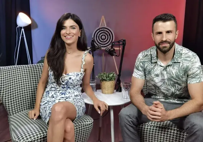 Aндреа Банда Банда  отрязала Георги Блажев