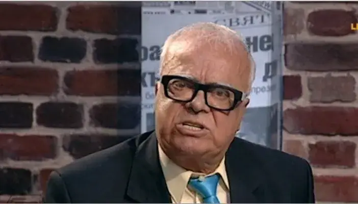 „Аз съм сам,  никой си нямам”,  са последните думи  на Юлиан Вучков